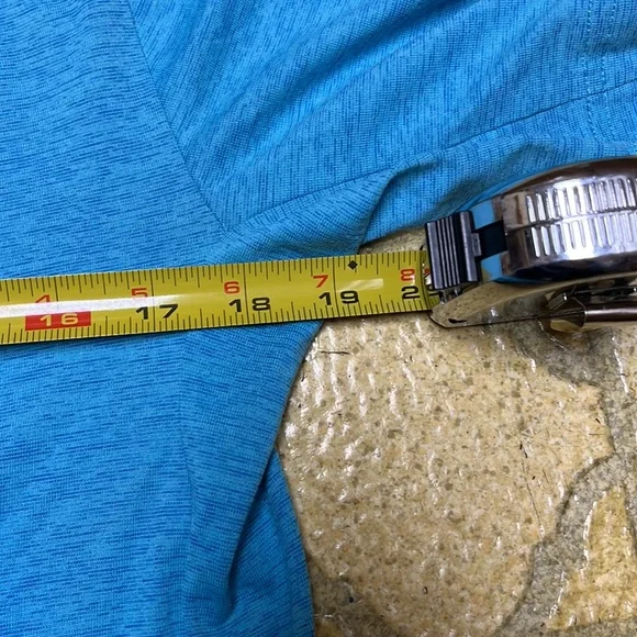 EUC Nike Athletic T-shirt - Picture 5 of 8